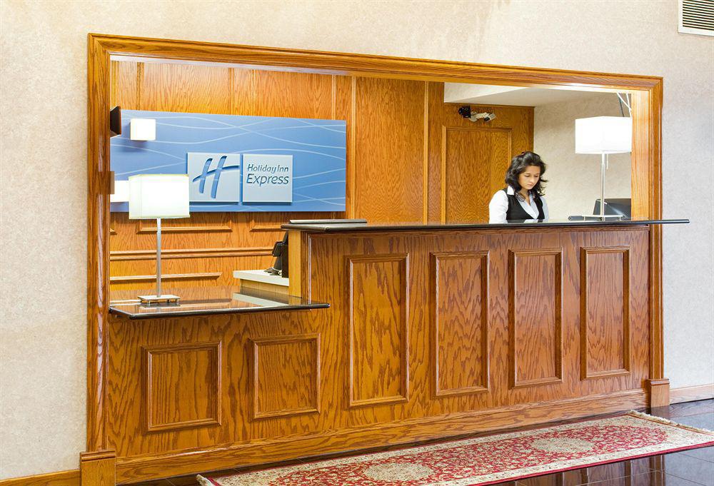 Holiday Inn Express & Suites Chicago-Libertyville By Ihg Interior foto