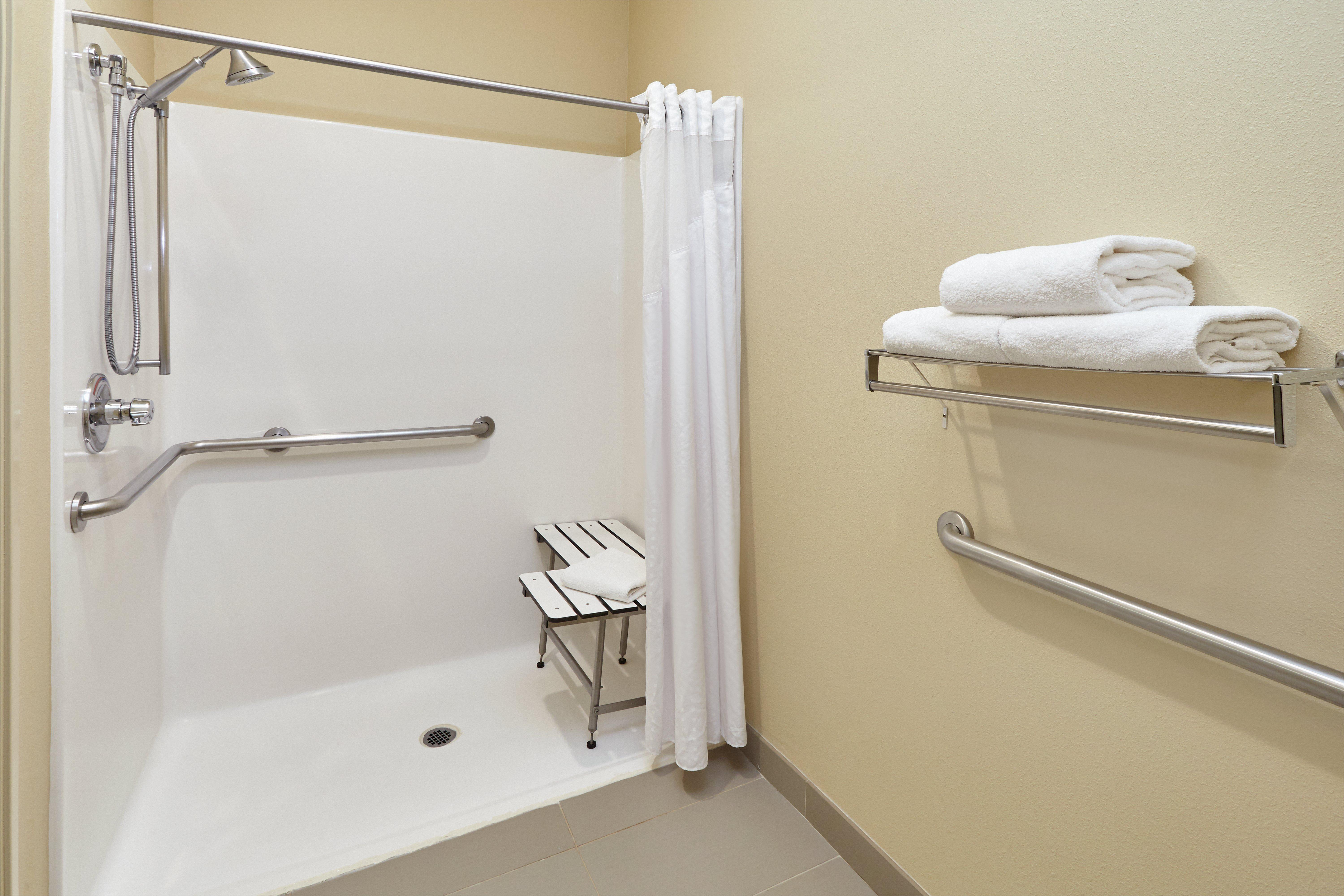 Holiday Inn Express & Suites Chicago-Libertyville By Ihg Bagian luar foto